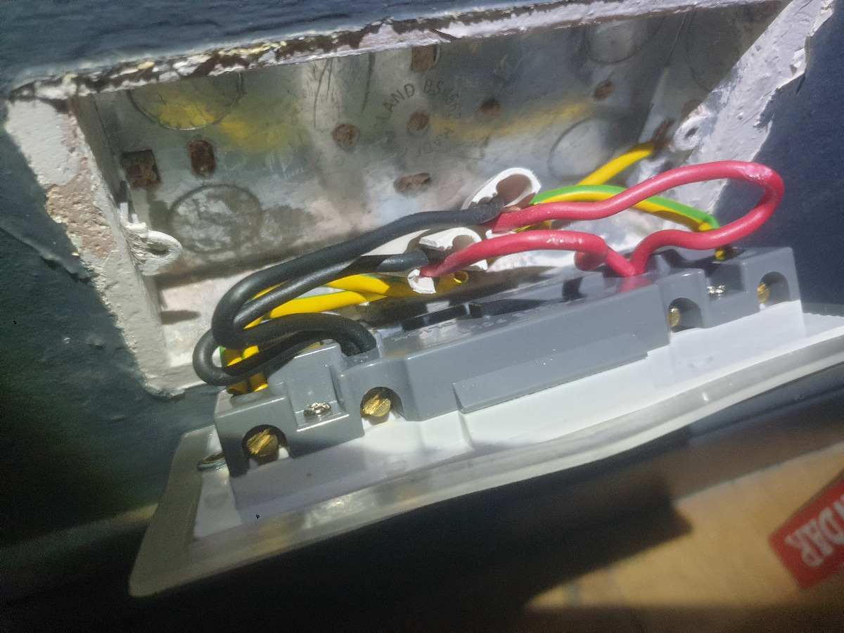 Electrician: Image 4
