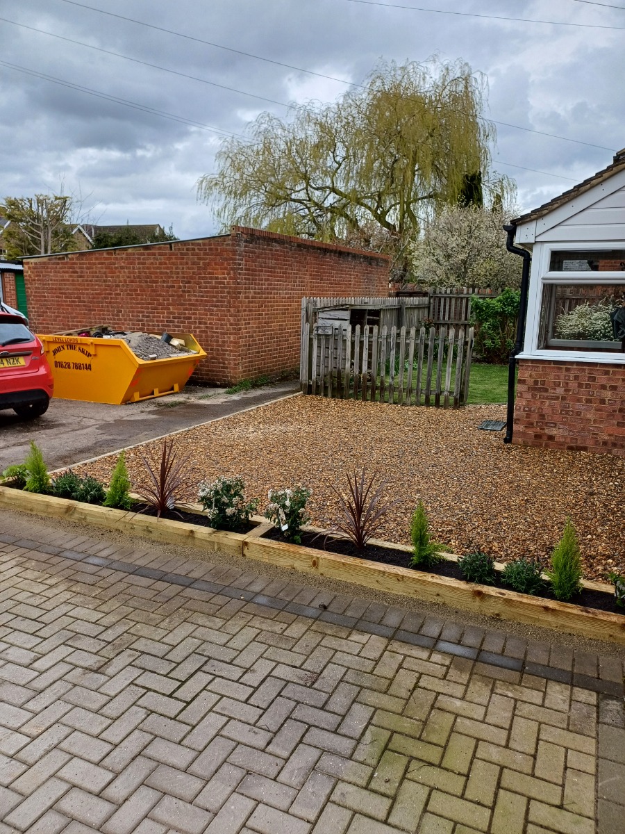 Landscaper: Image 1