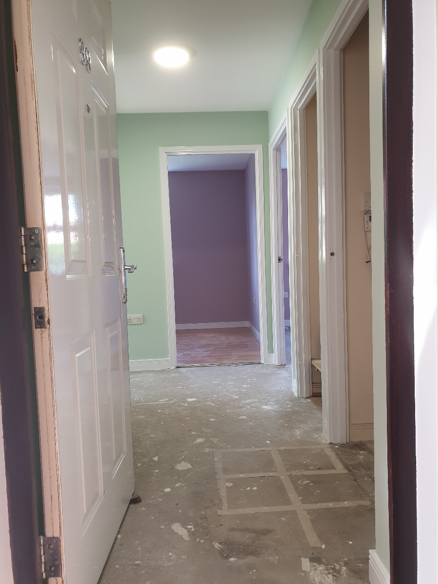Painter and Decorator: Image 1