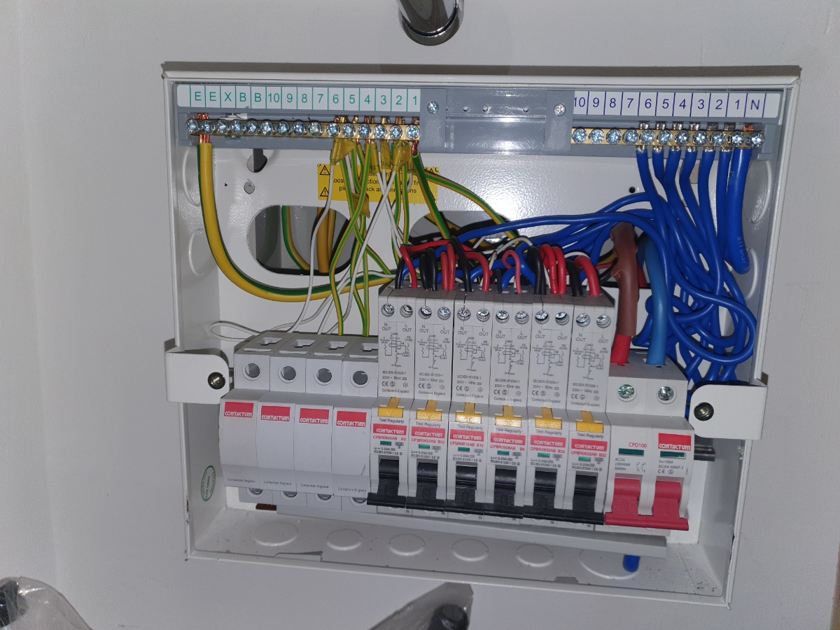 Electrician: Image 12