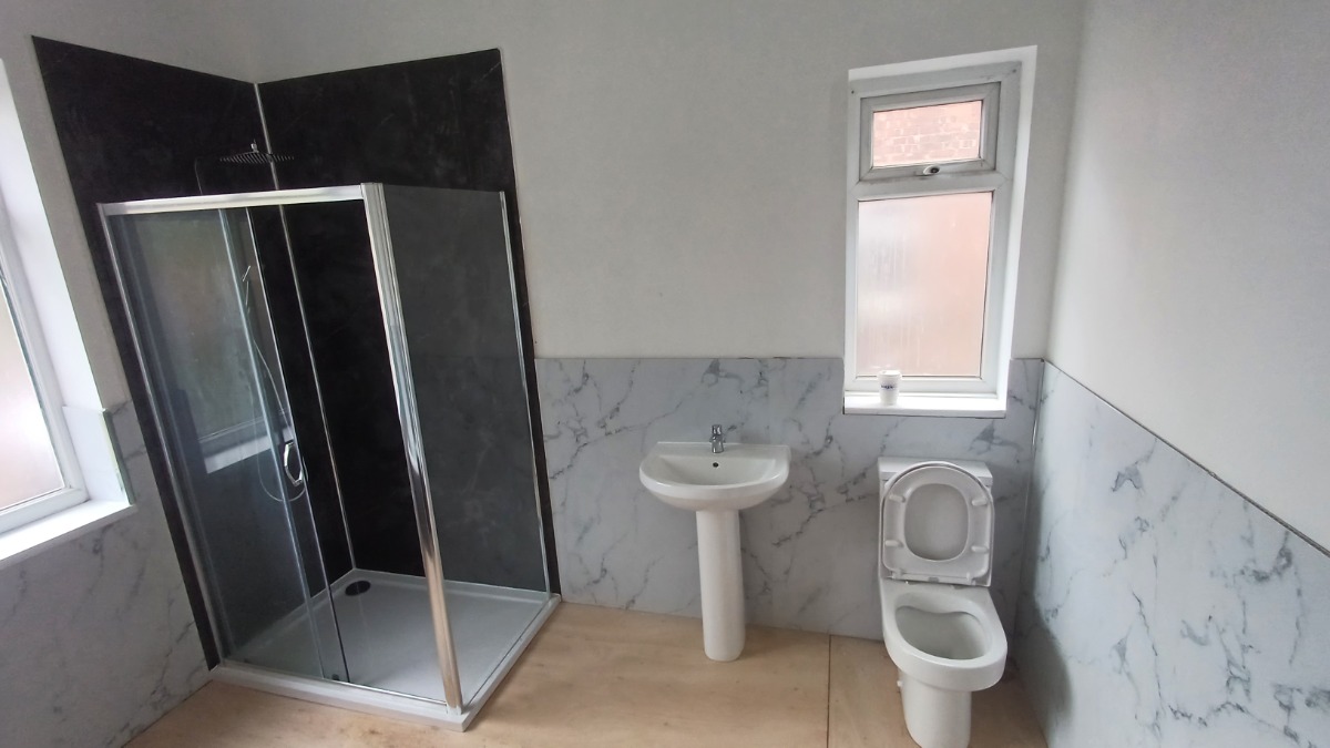 Bathroom Fitter: Image 25