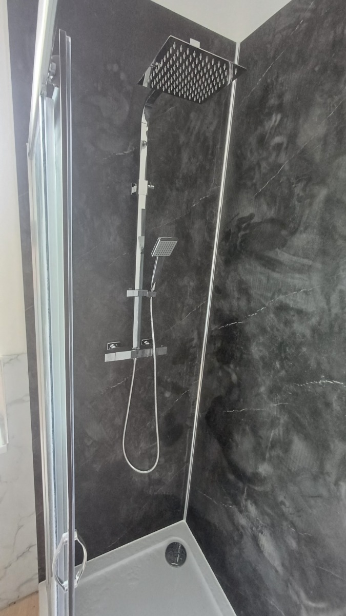 Bathroom Fitter: Image 24