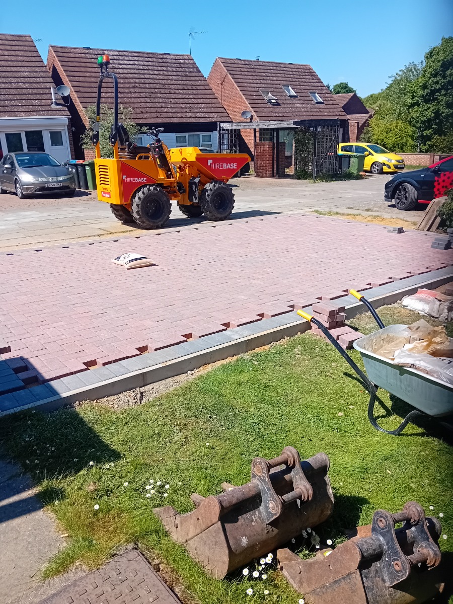 Landscaper: Image 1