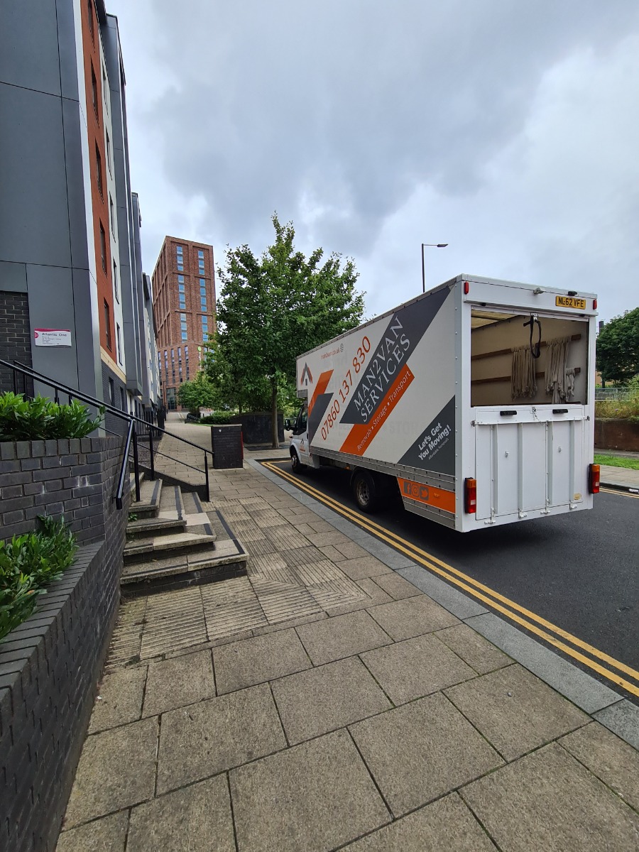 Removals and Storage: Image 16