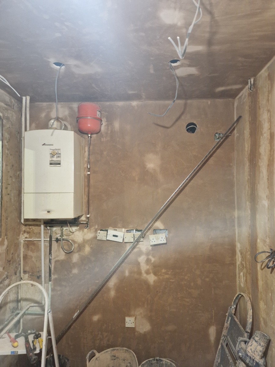 Electrician: Image 16