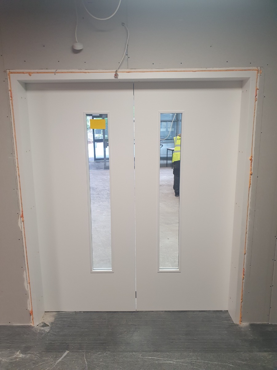 Door Fitter: Image 12