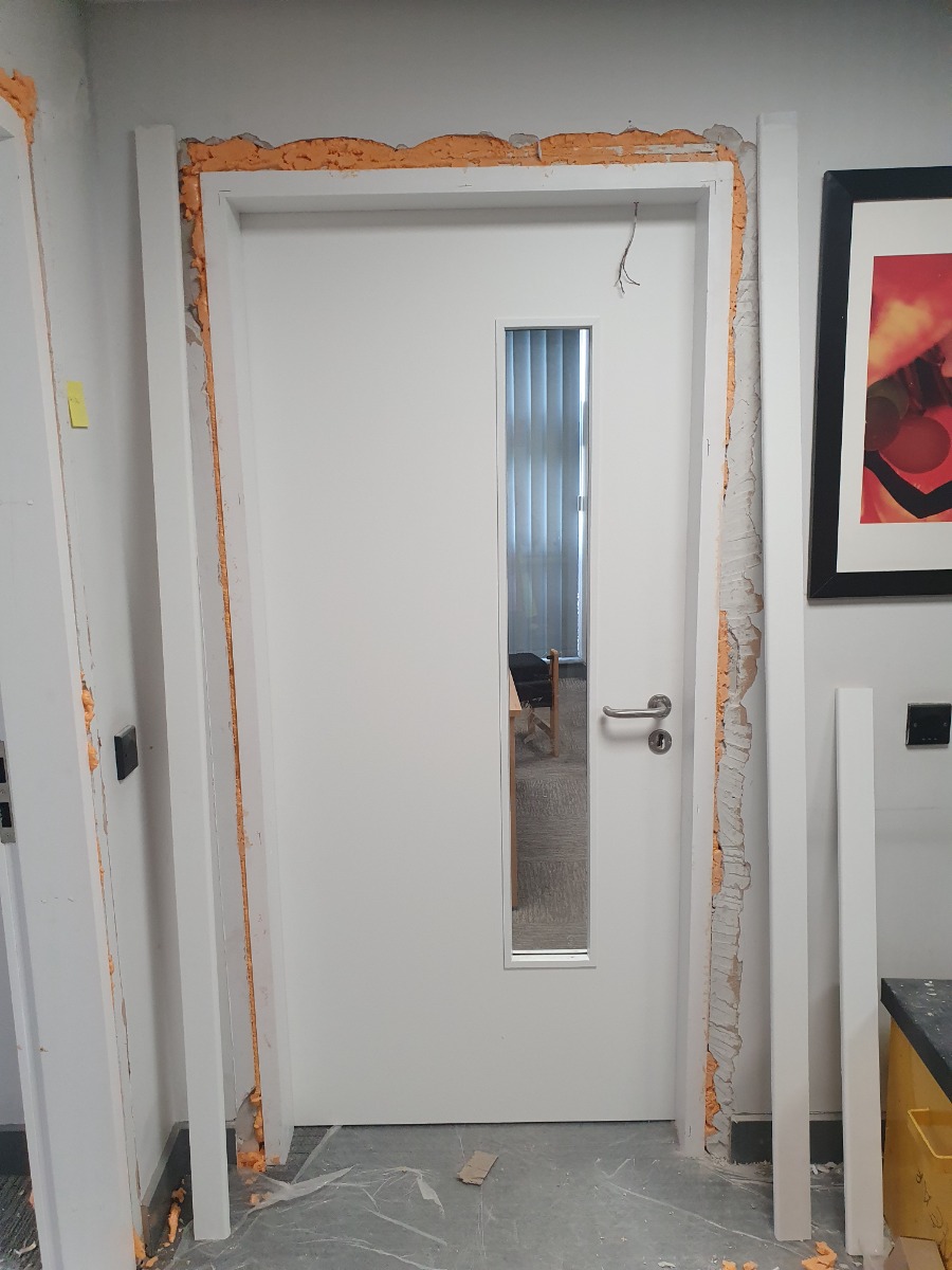 Door Fitter: Image 9