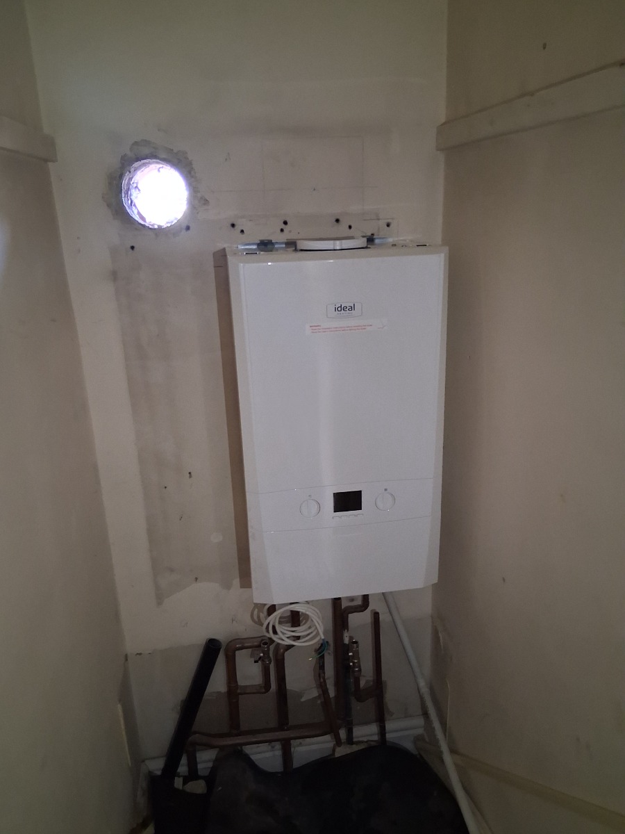 Heating Engineer: Image 4