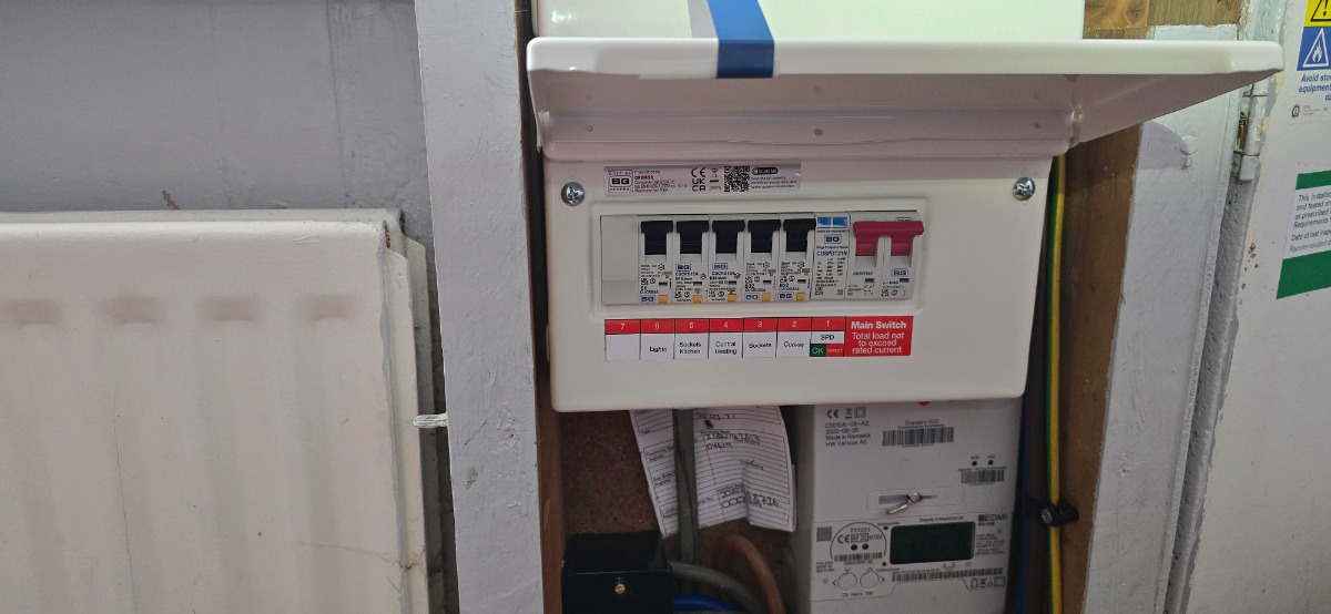 Electrician: Image 4