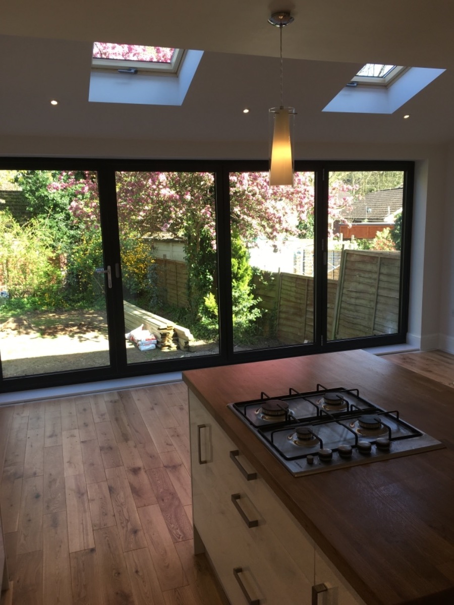 Builder: Image 4