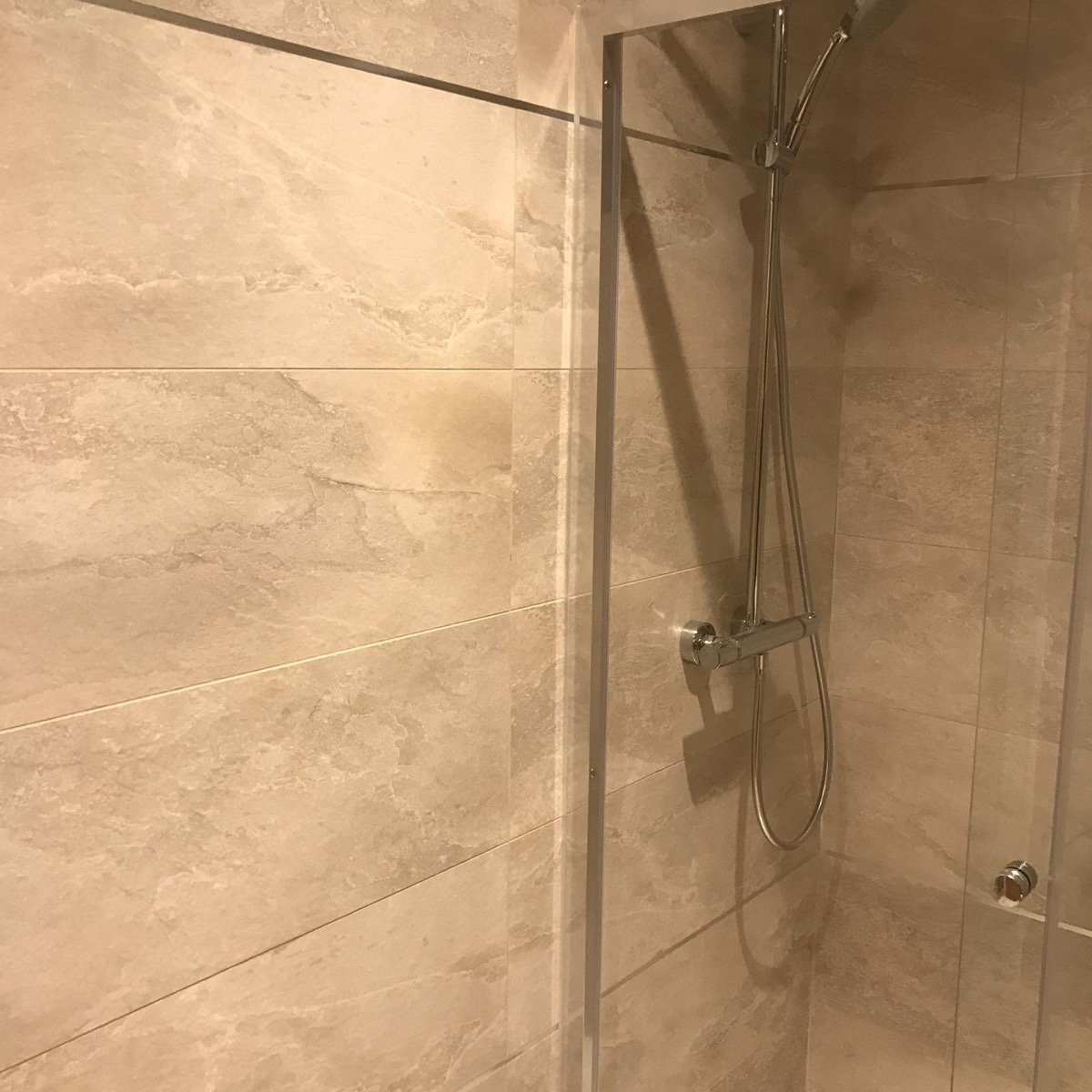 Builder: Image 101