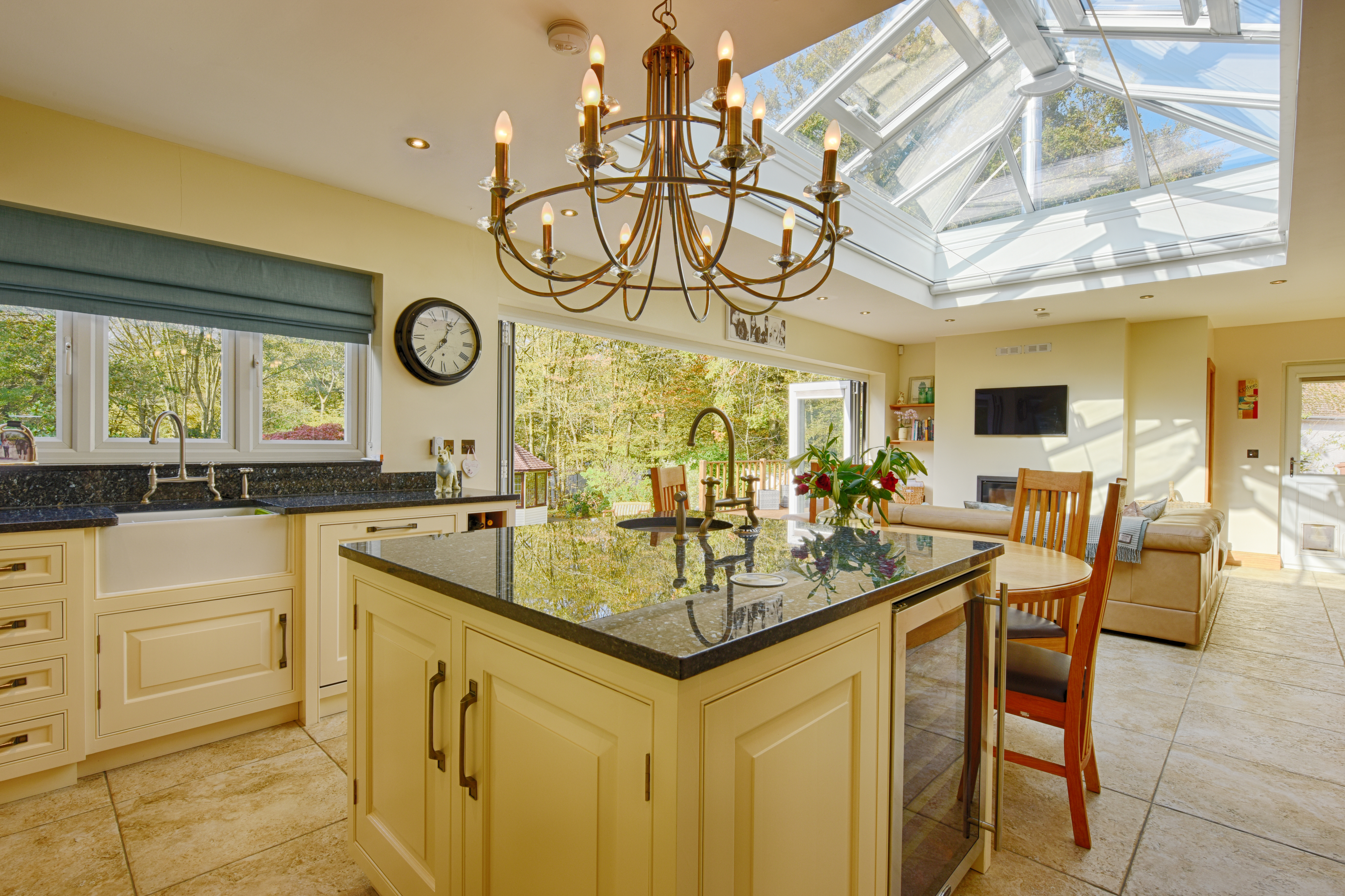 Builder: Image 1