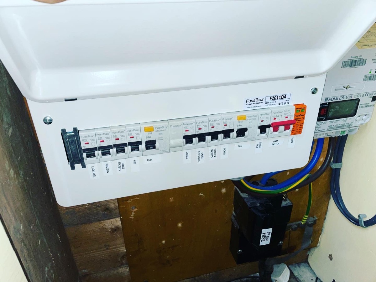 Electrician: Image 41