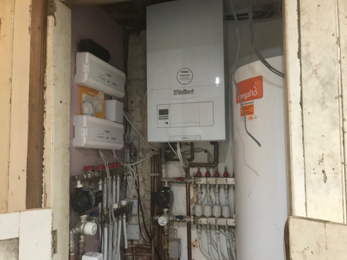 Heating Engineer: Image 9