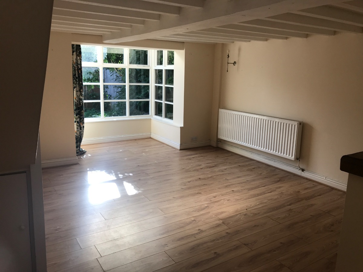 Painter and Decorator: Image 2