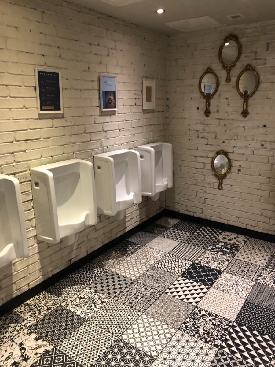 Company: Image 43