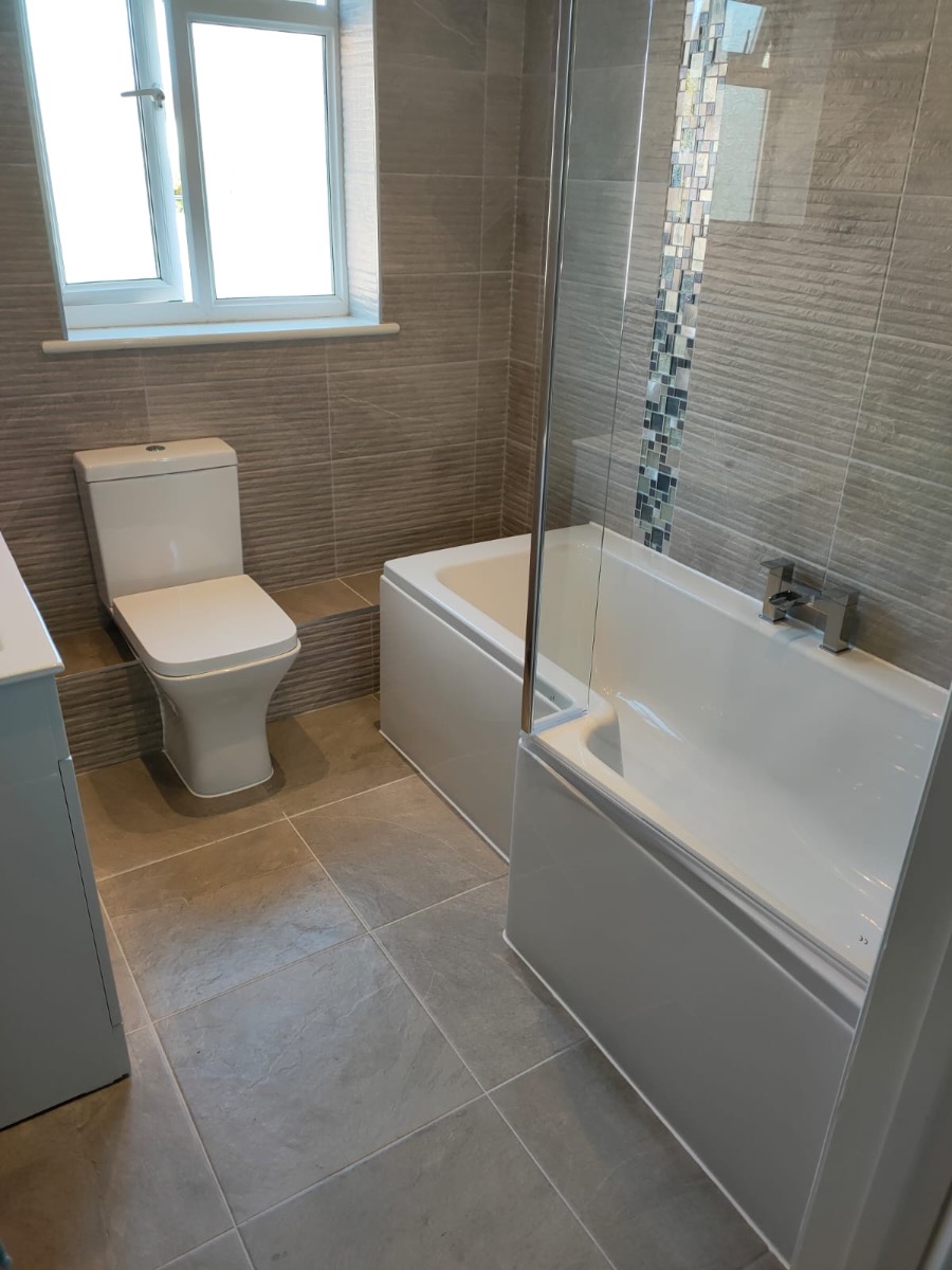Bathroom Fitter: Image 7