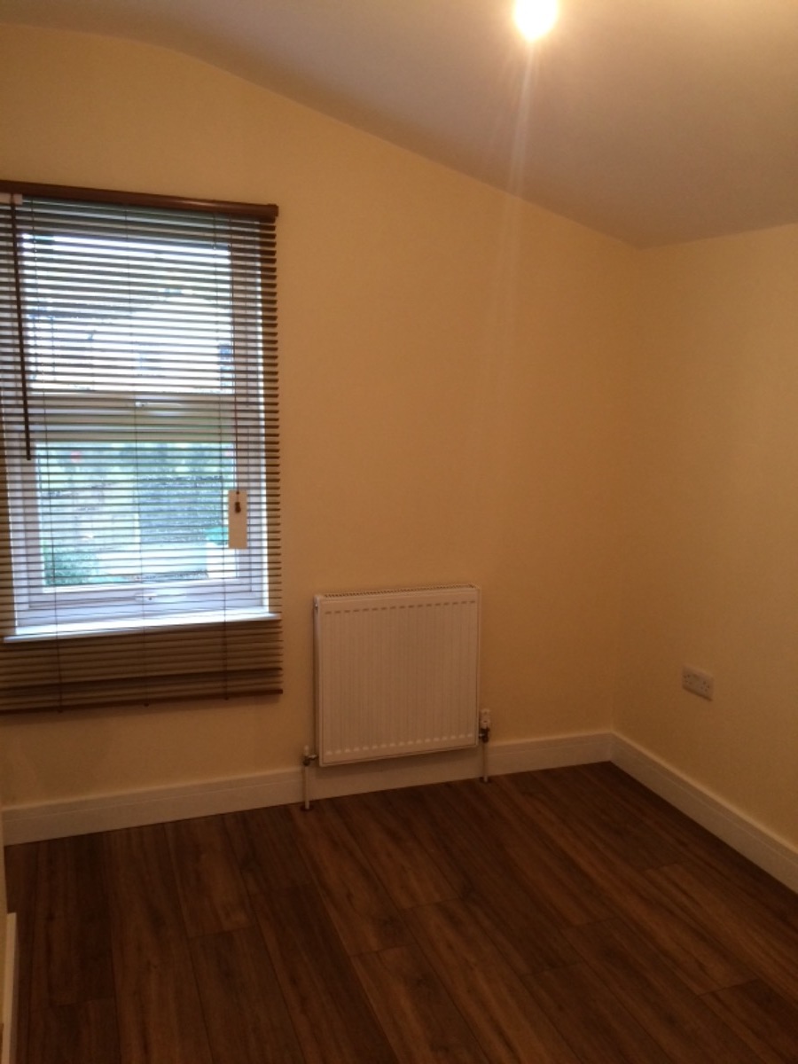 Painter and Decorator: Image 4