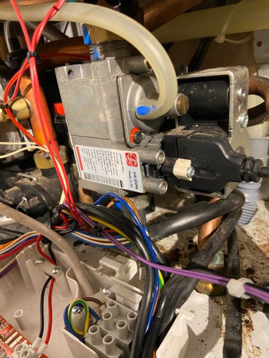 Heating Engineer: Image 8