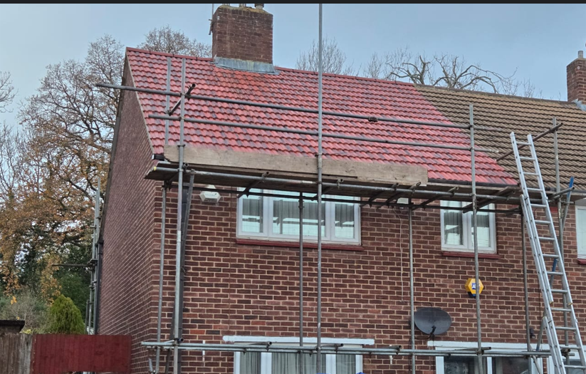 Roofer: Image 1 – Amber Shield Roofing | Roofing Company | London