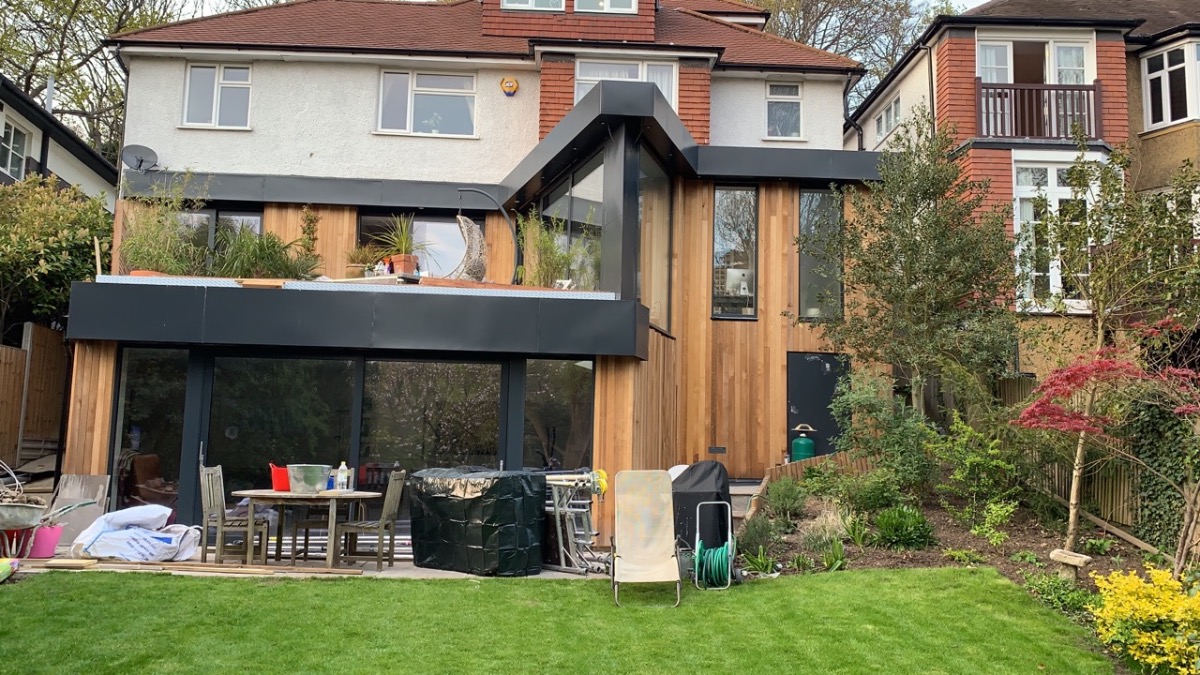 Builder: Image 1
