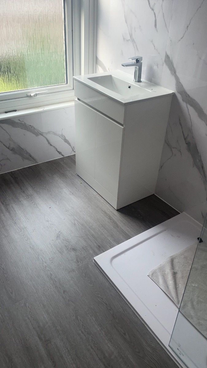 Bathroom Fitter: Image 12