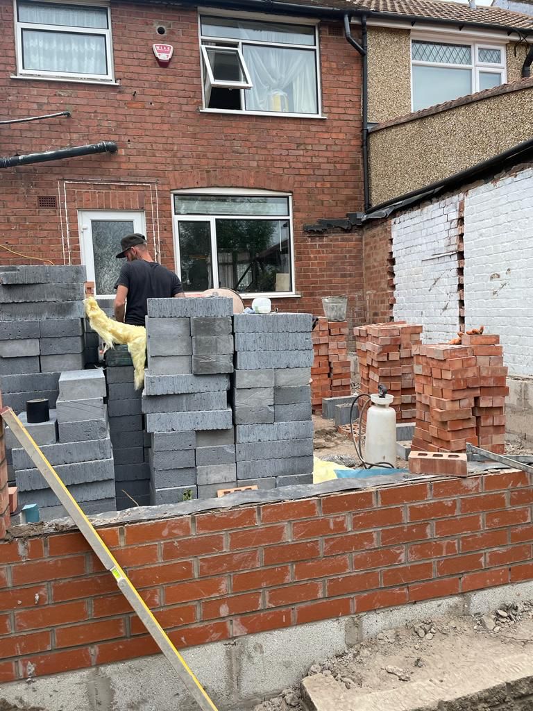 Builder: Image 1
