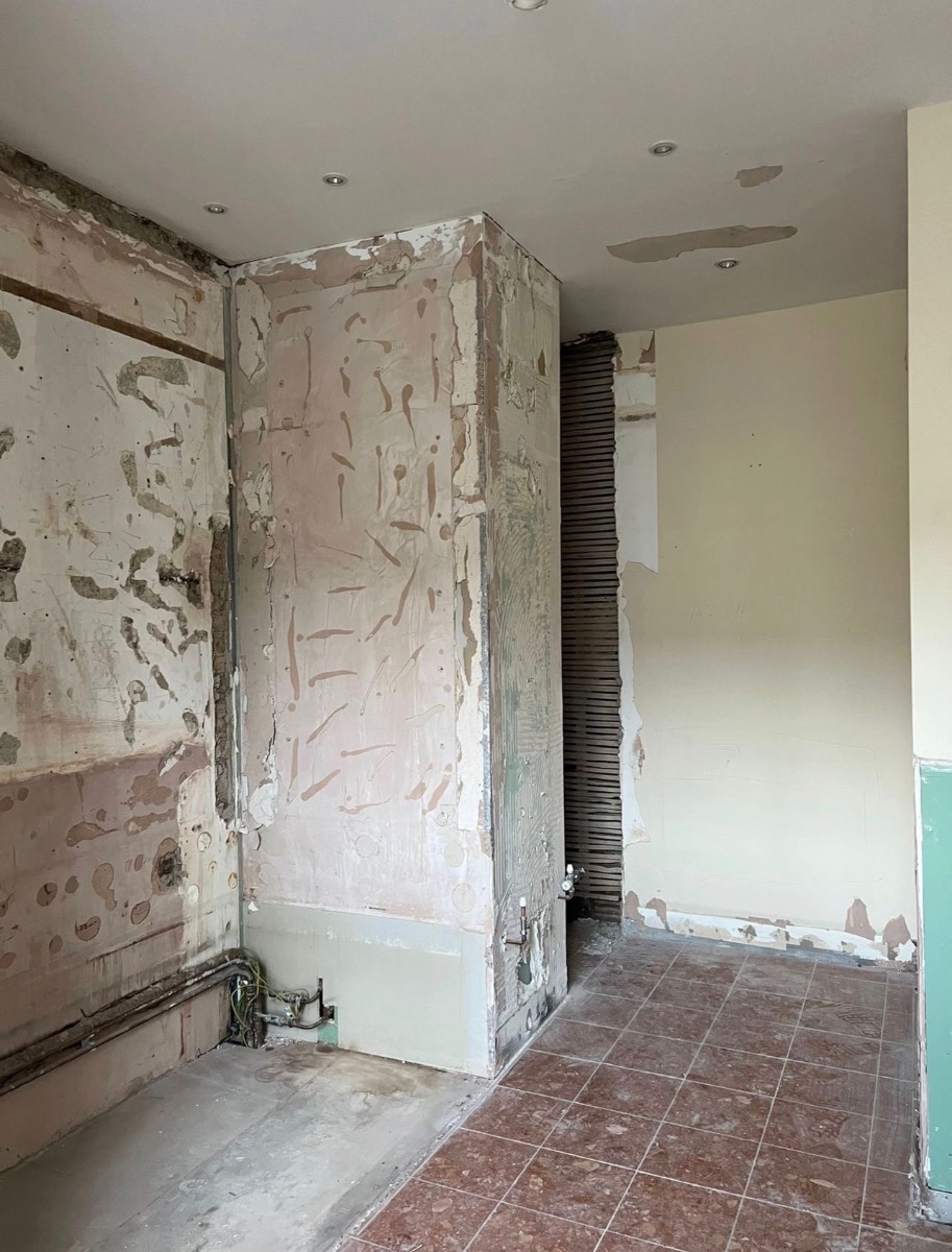 Painter and Decorator: Image 20