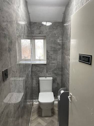 Company: Image 8