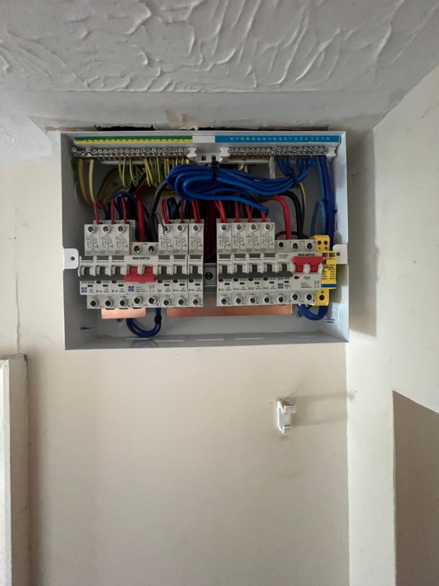 Electrician: Image 19