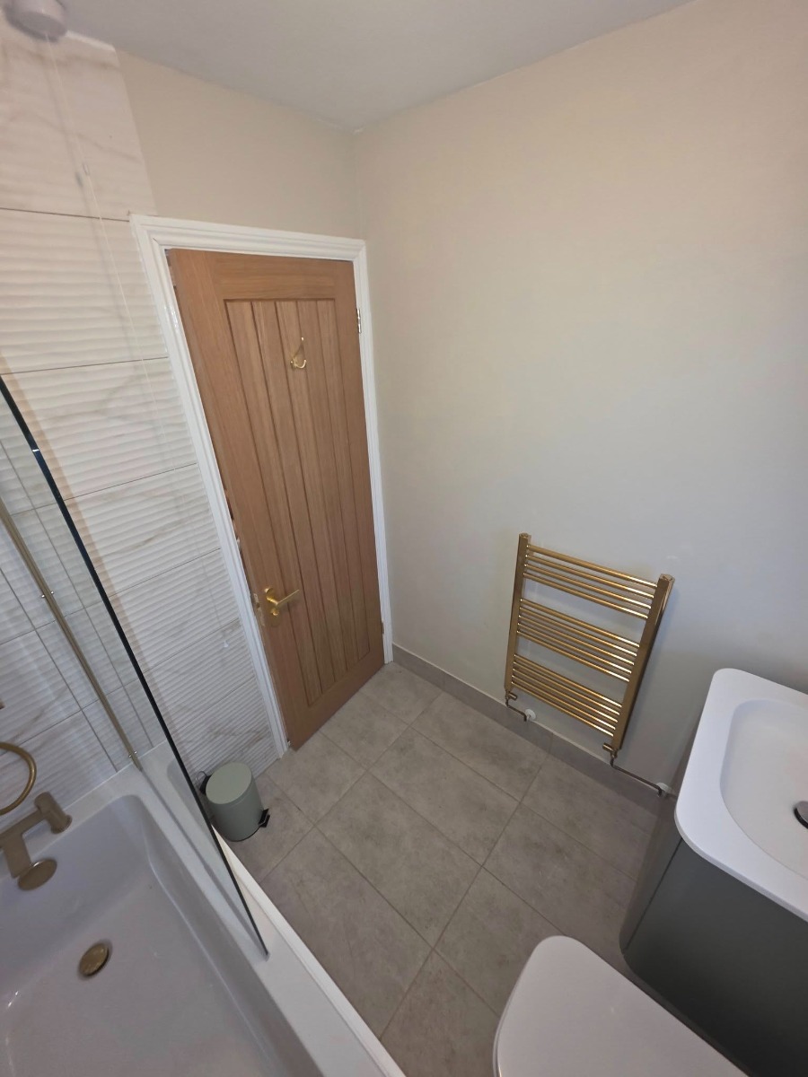 Bathroom Fitter: Image 3
