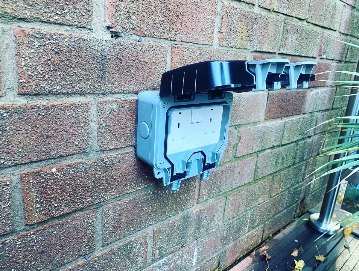 Electrician: Image 38