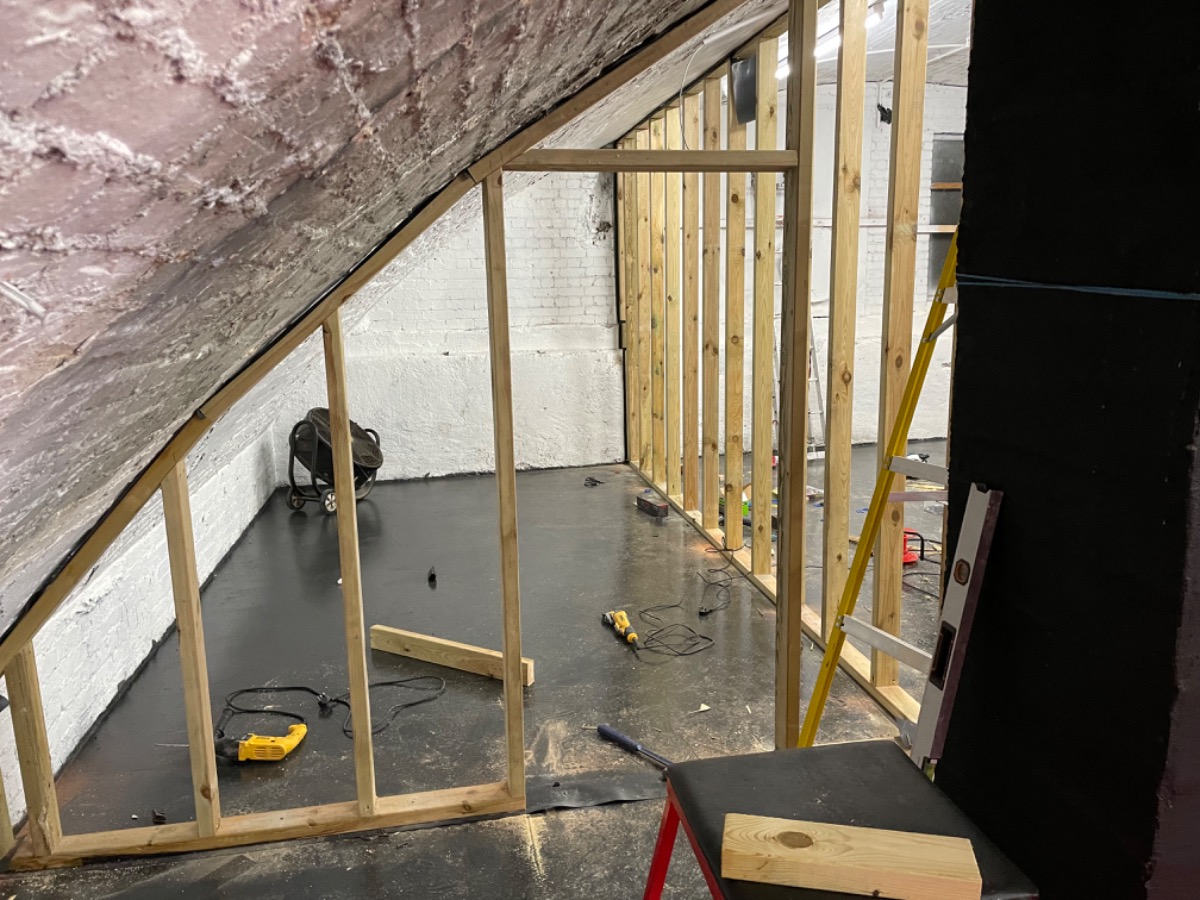 Builder: Image 6