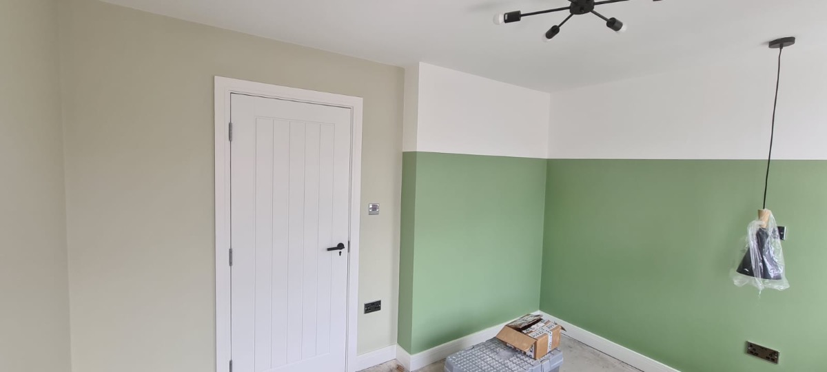 Painter and Decorator: Image 6