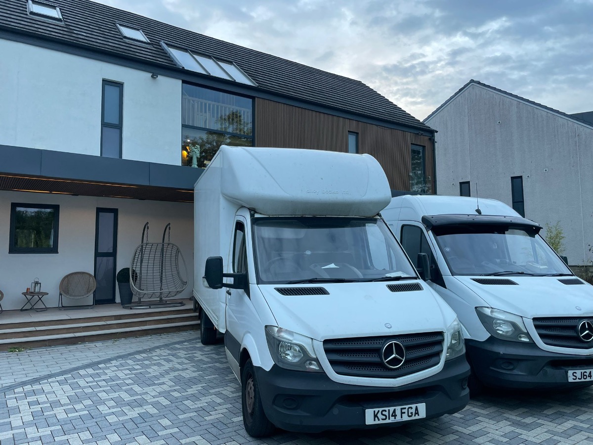 Removals and Storage: Image 9