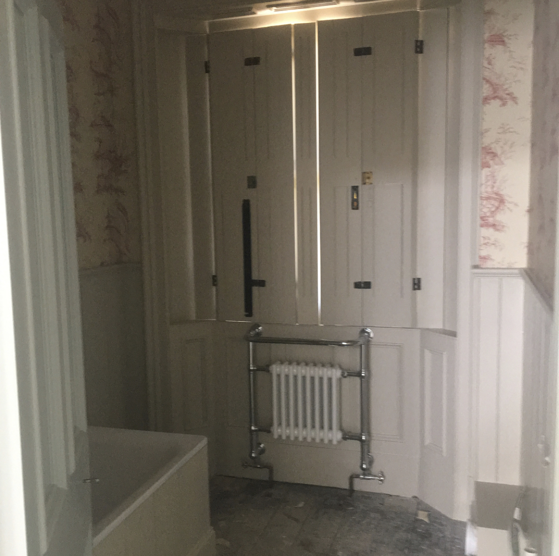 Painter and Decorator: Image 1