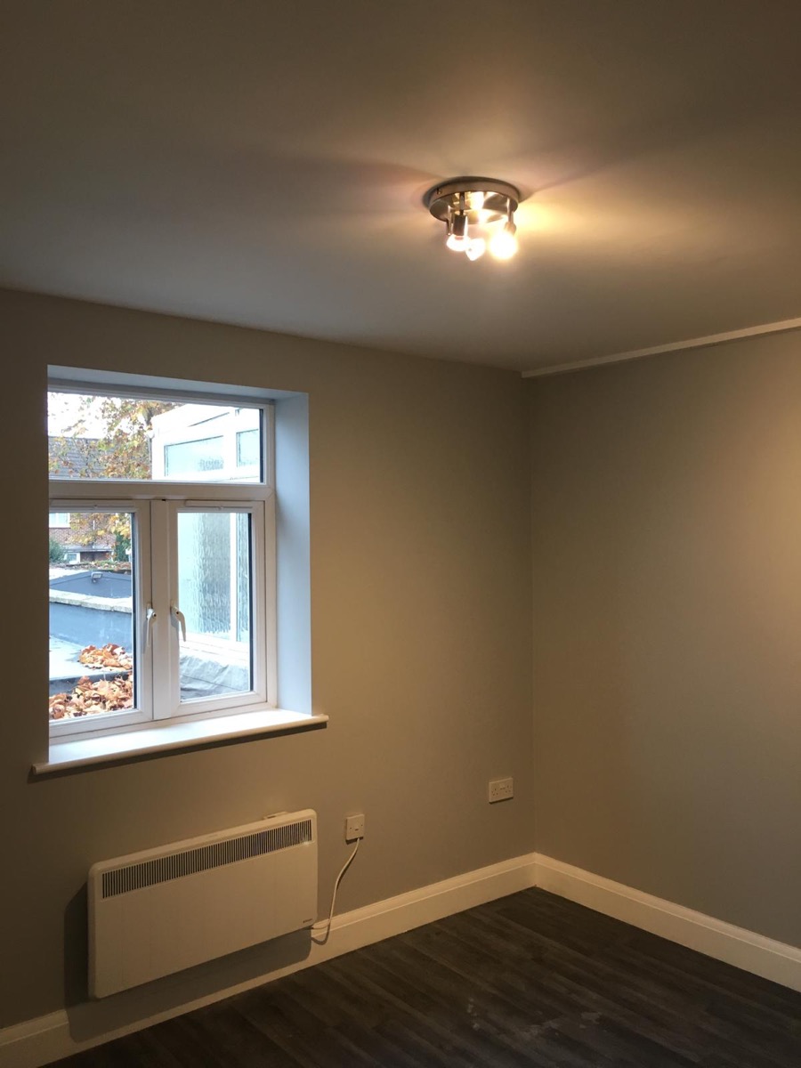 Painter and Decorator: Image 1