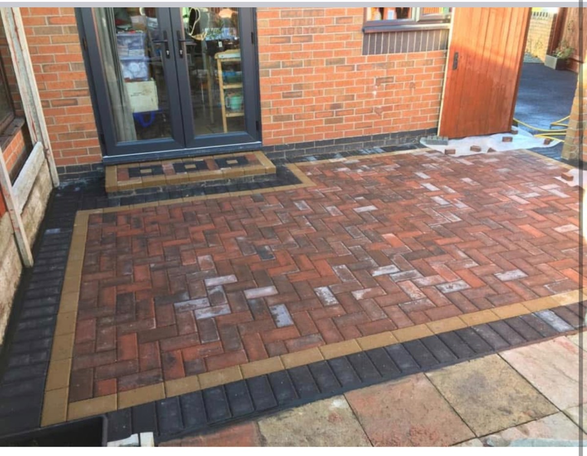 Driveway Specialist: Image 1
