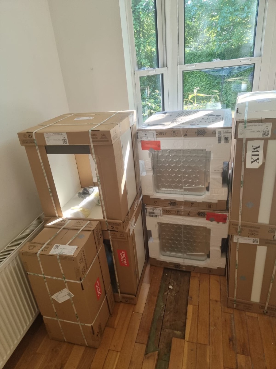 Removals and Storage: Image 11