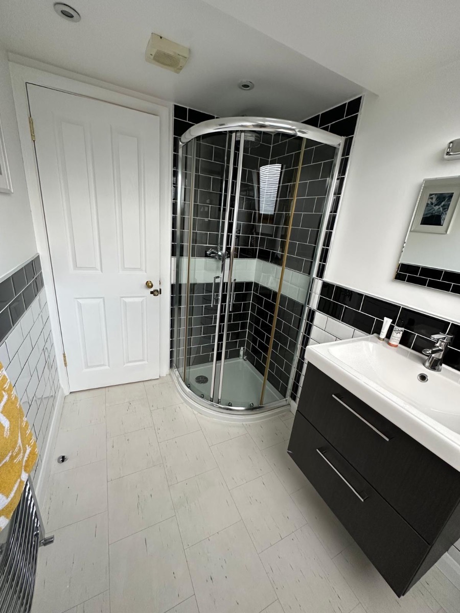 Bathroom Fitter: Image 21
