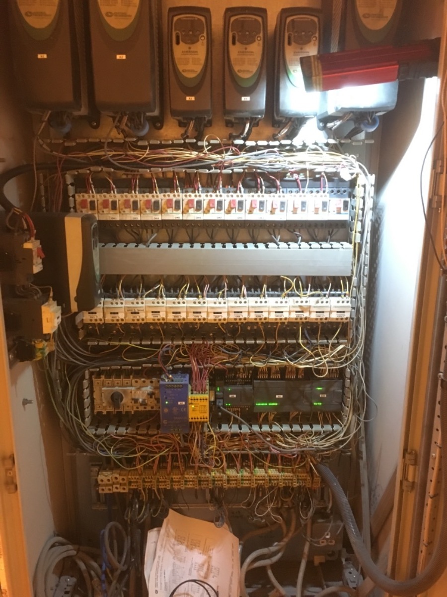 Electrician: Image 38