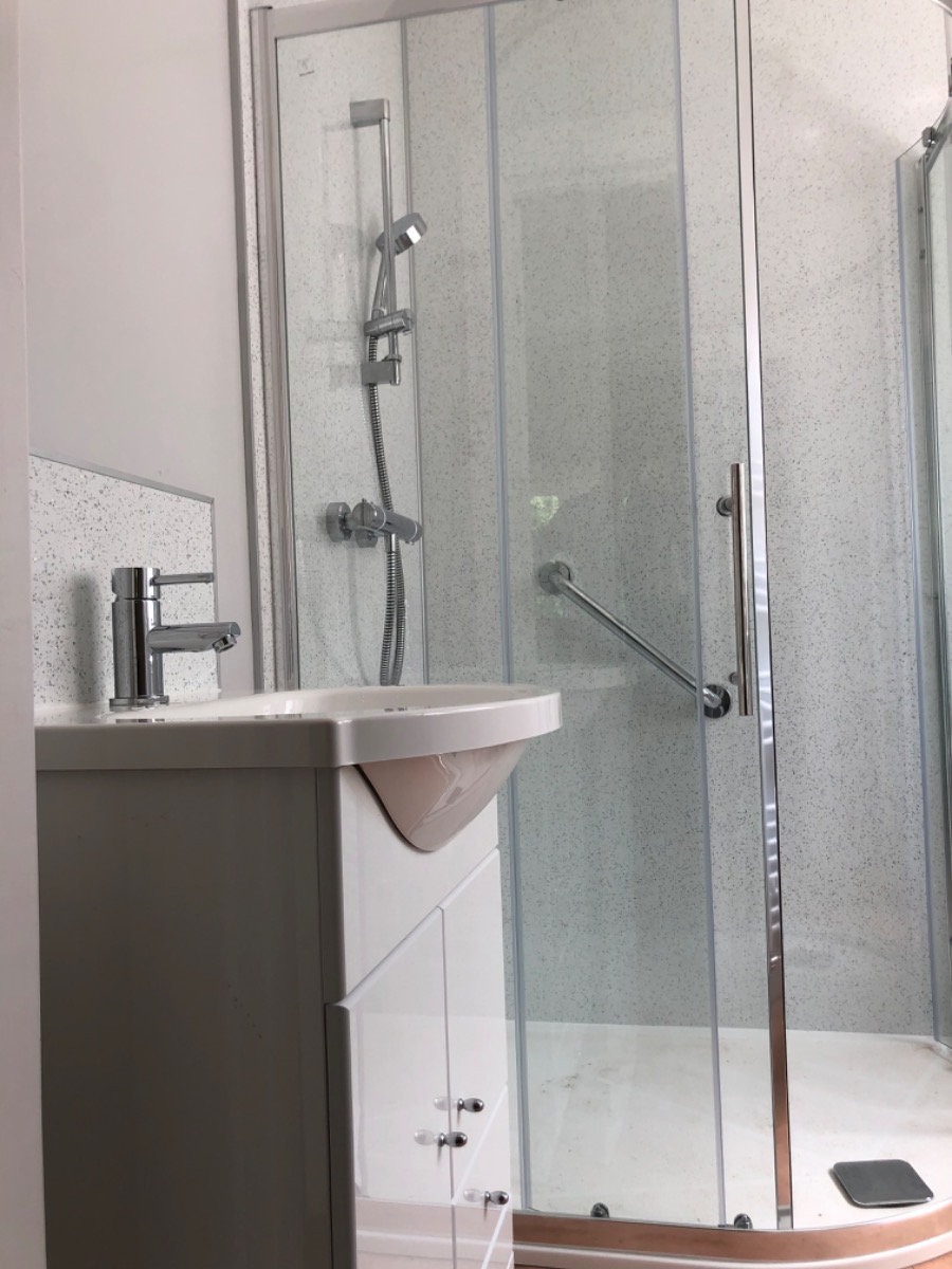 Bathroom Fitter: Image 11
