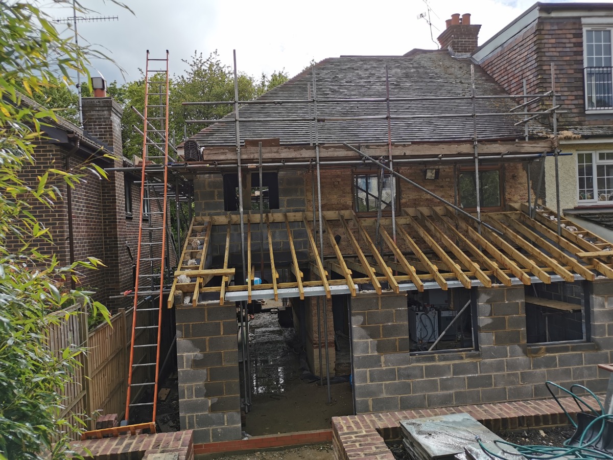 Builder: Image 1