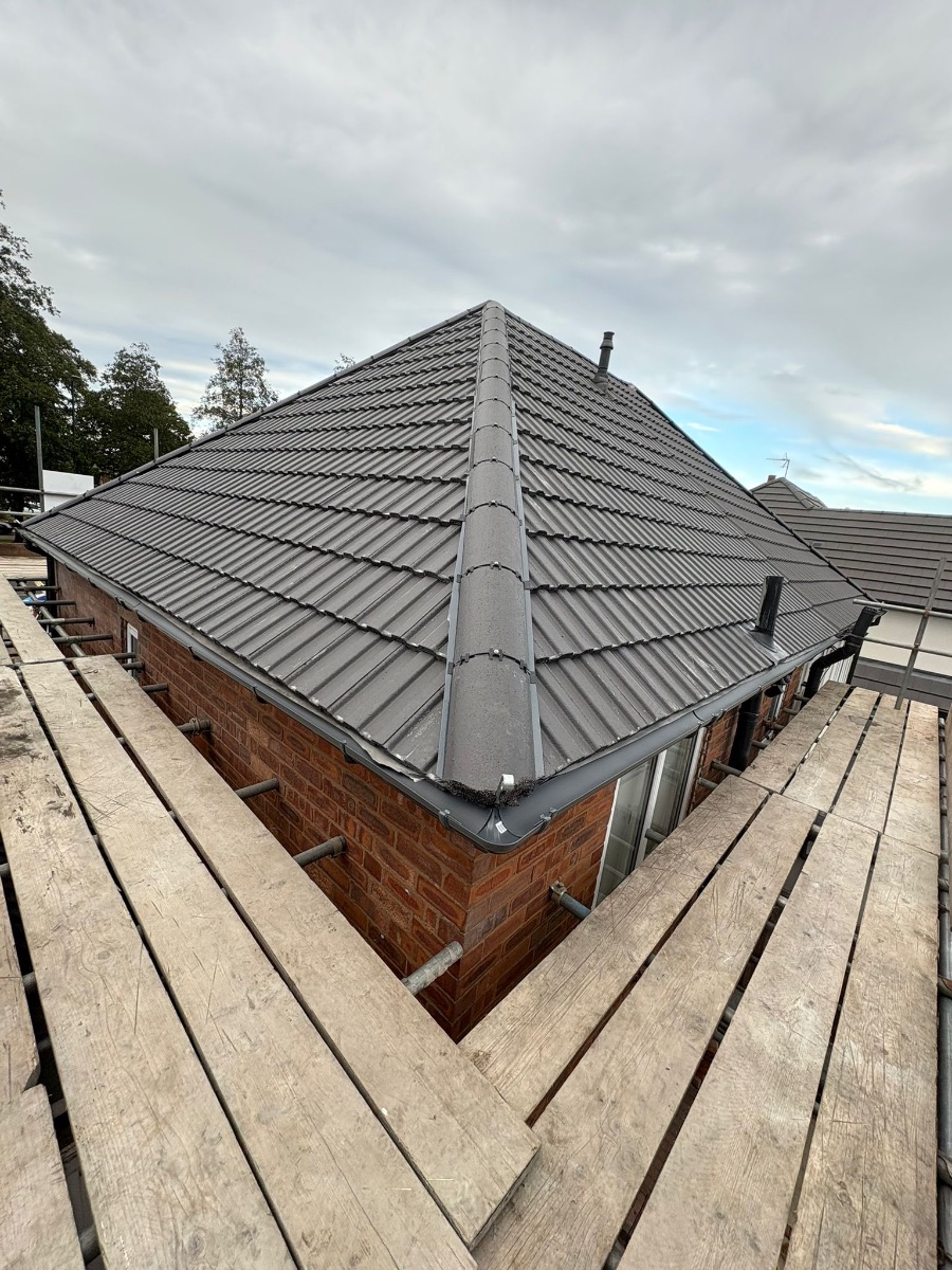 Roofer: Image 1