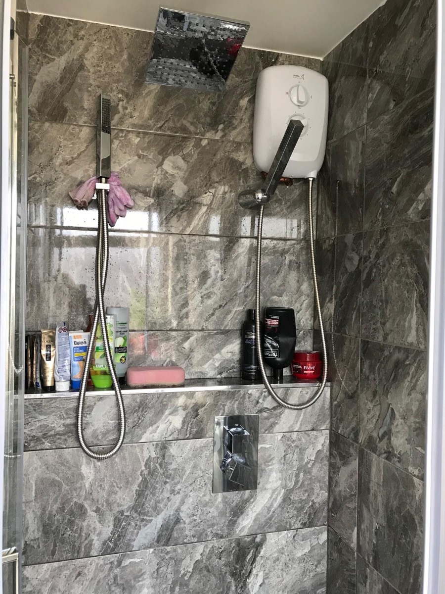 Bathroom Fitter: Image 1