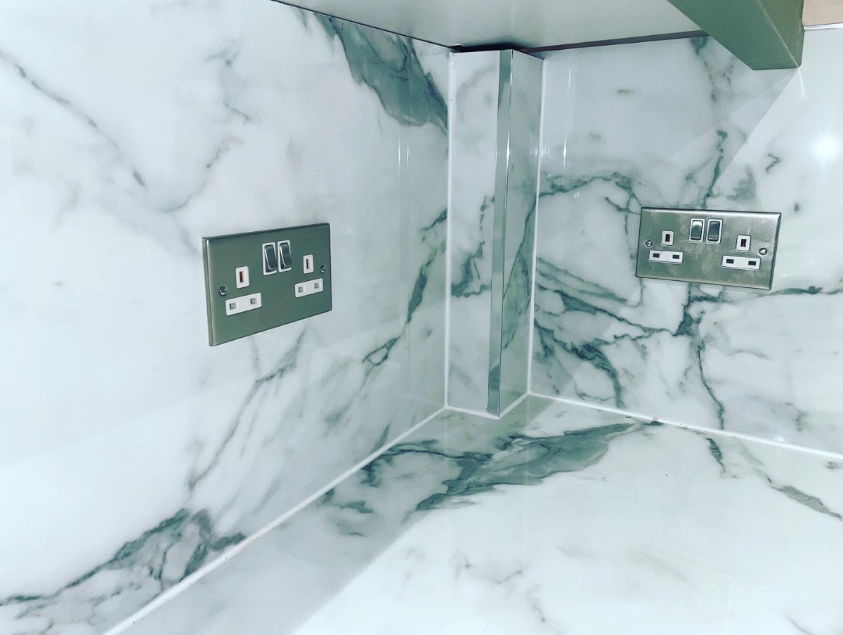 Electrician: Image 67