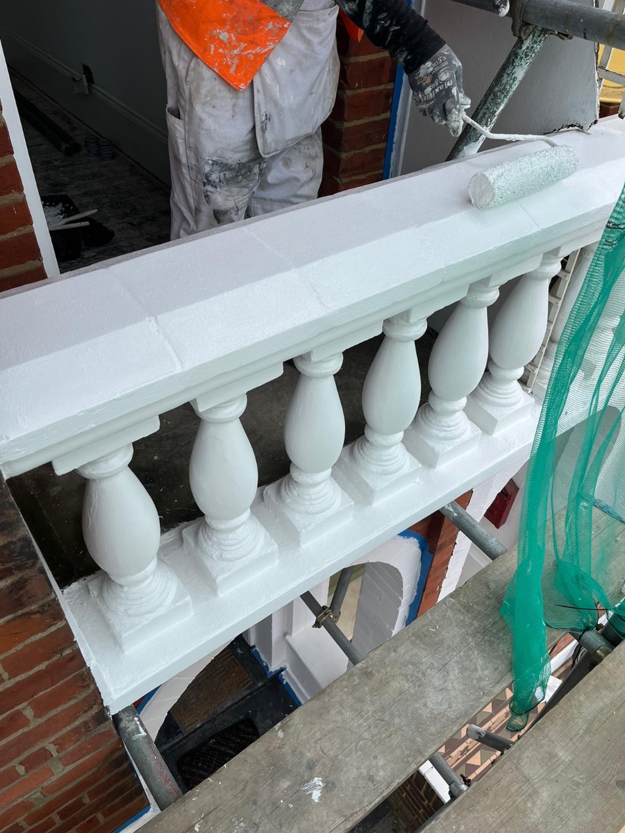 Painter and Decorator: Image 3
