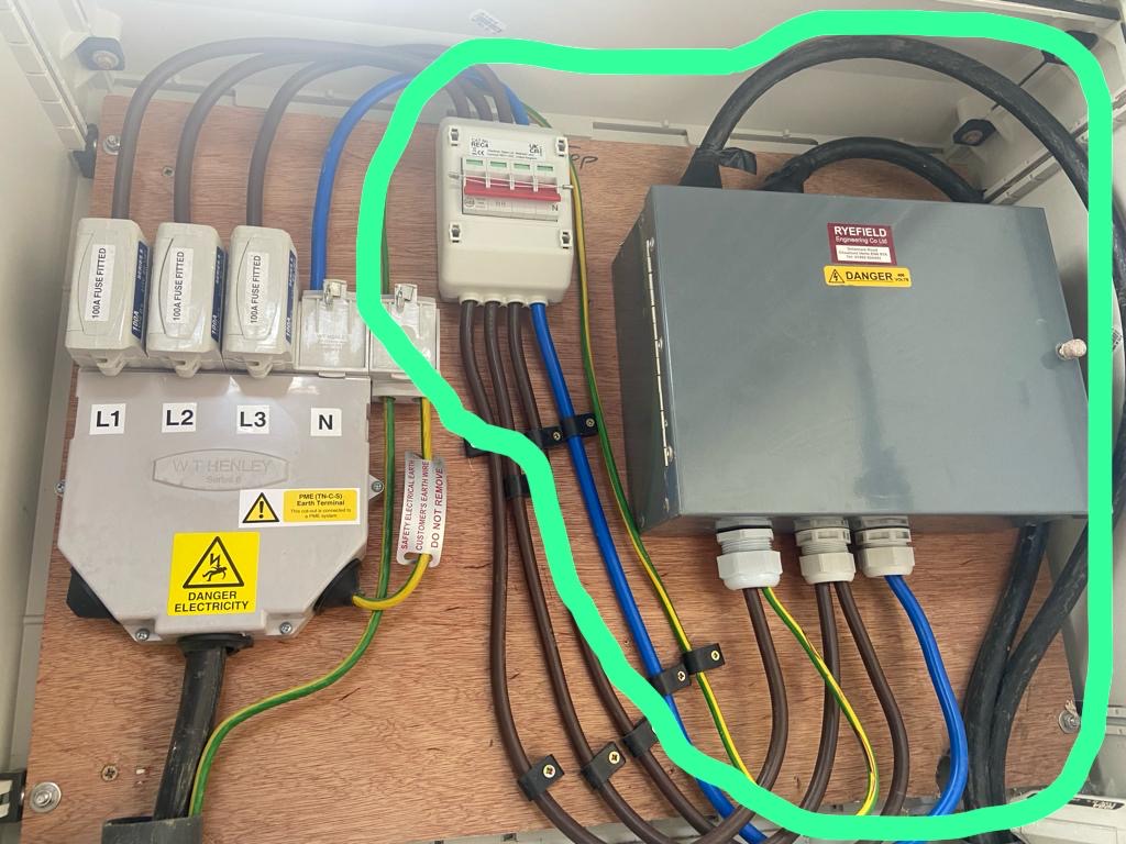 Electrician: Image 16