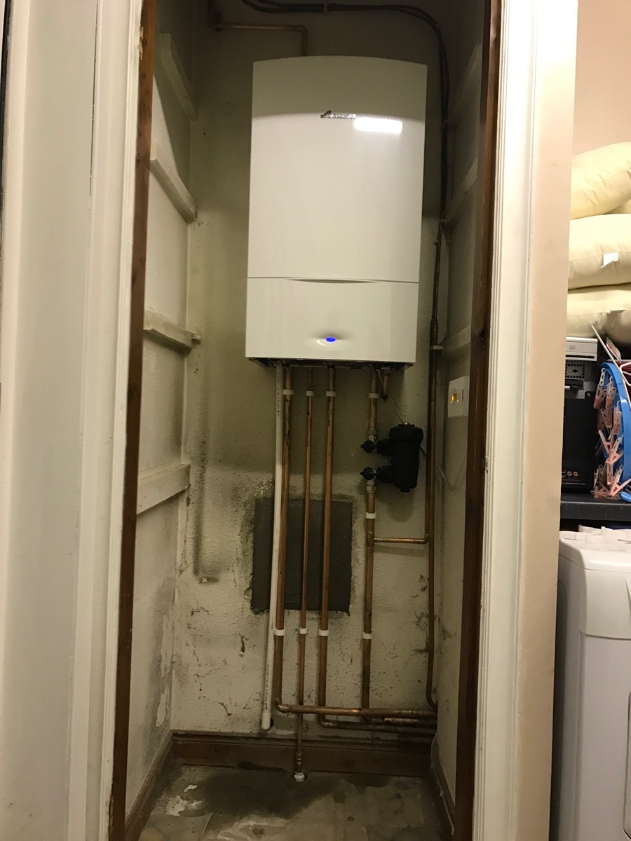 Heating Engineer: Image 3
