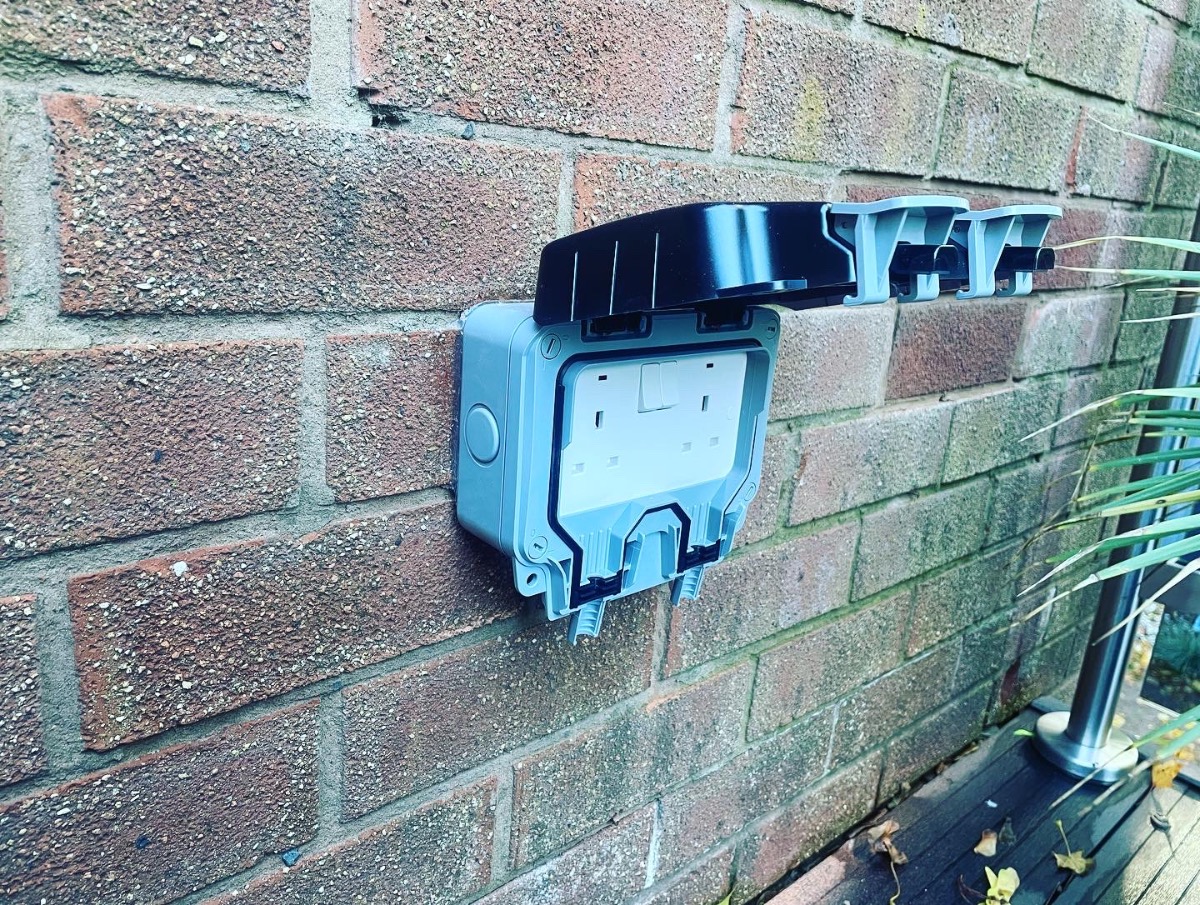 Electrician: Image 35